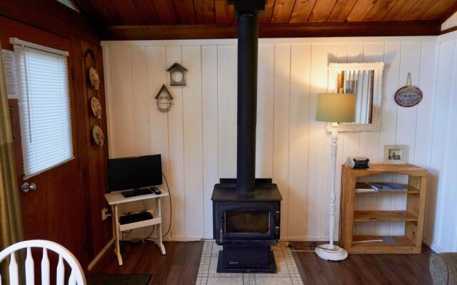 Maple Ridge Cottages