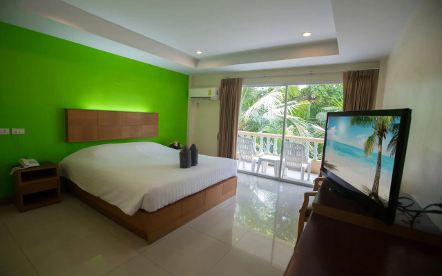 Twin Palms Resort