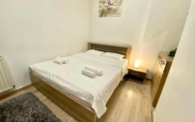 Old Town Central Apartment