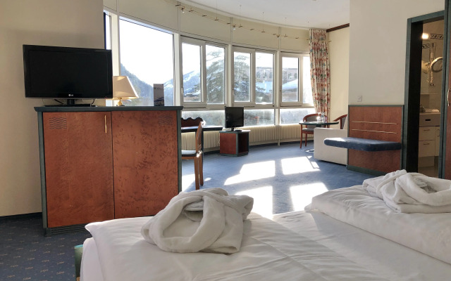 Thermalhotels und Walliser Alpentherme & SPA Leukerbad