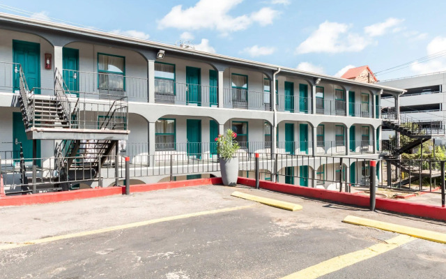 Rodeway Inn