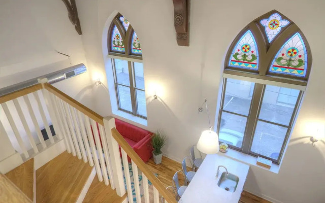 Architectural 2BR in Wicker Park by Sonder