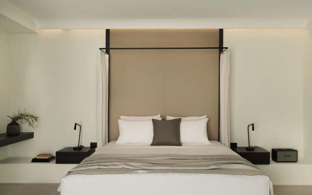 Ezio Bo Luxury Living