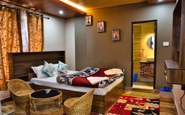 Traditional Hotel And Restaurant