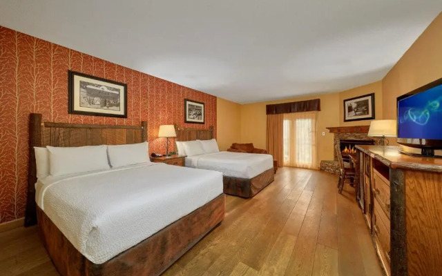 Old Creek Lodge