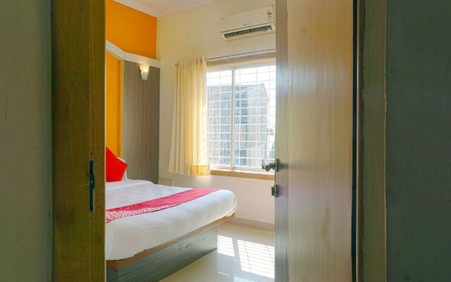 OYO Flagship 24766 Hotel Sonai Palace
