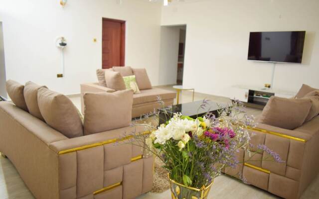 Casa Nadreya Furnished Apartments