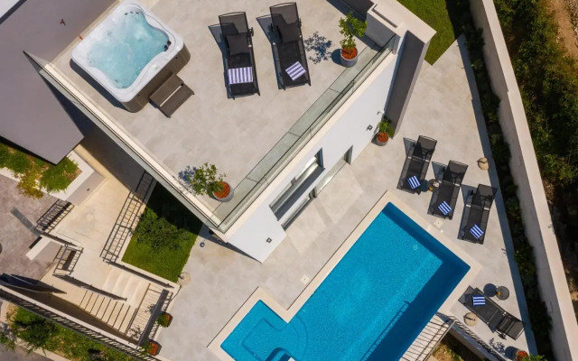 Villa 9