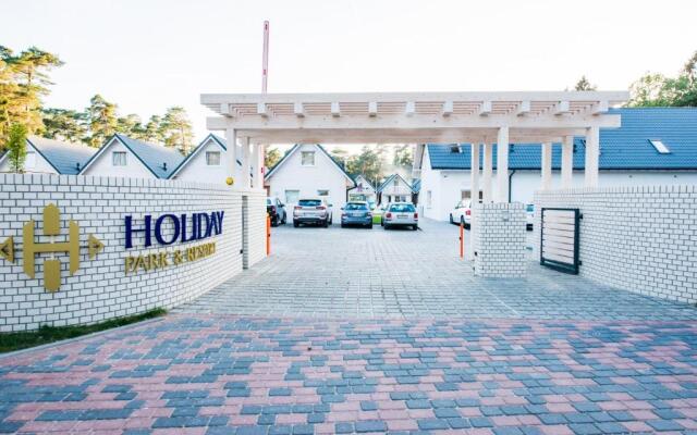 Holiday Park & Resort - Pobierowo