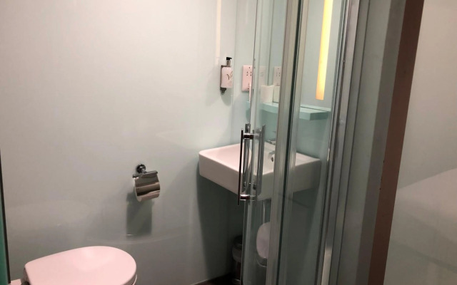 easyHotel Birmingham