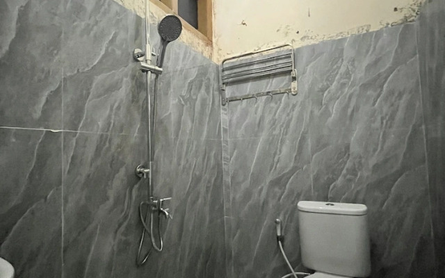 OYO 94579 Sm Raja Guest House