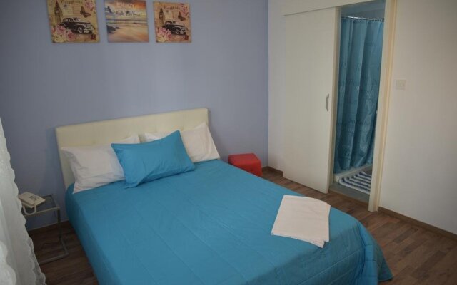 Tony the Place To Stay