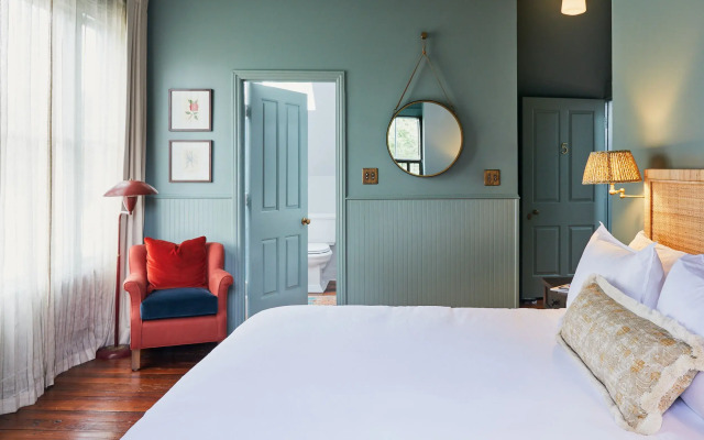 Post House Inn