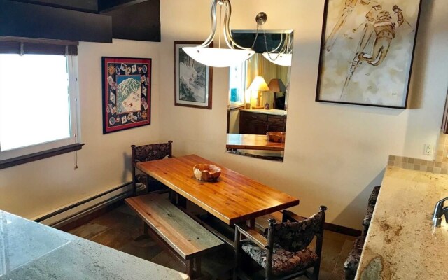 Mammoth S #204 3 Bedroom Condo