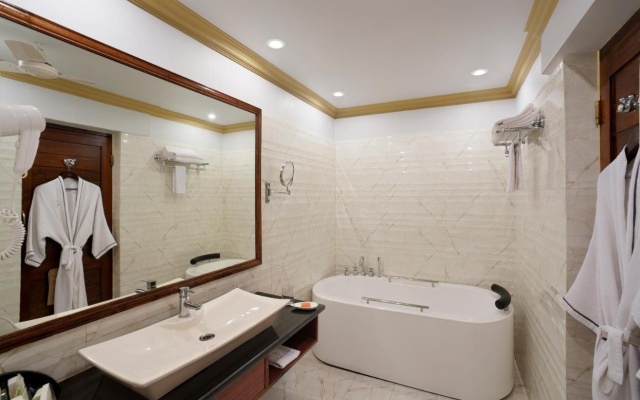 MAYFAIR Heritage, Puri