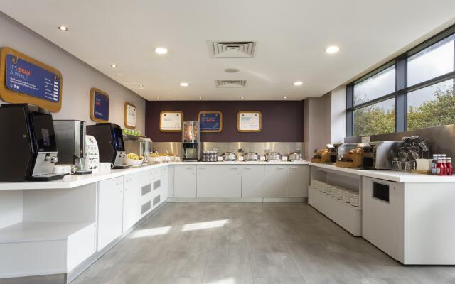 Holiday Inn Express Dunstable by IHG