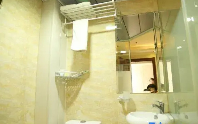 Harbin Lijiang Yixiu Fashion Hotel