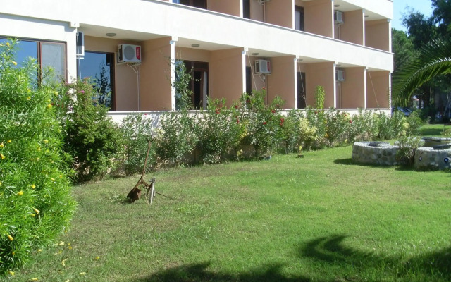 Kaunos Hotel