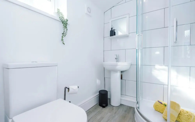 129 Walthall St Crewe