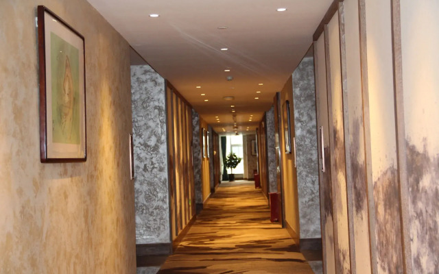 Grand Mercure Kunming South