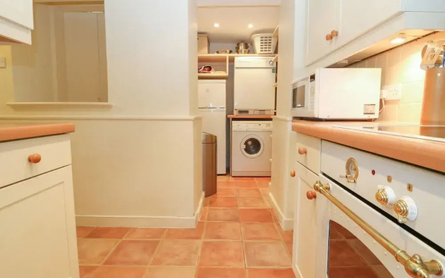 Spring Cottage, CIRENCESTER