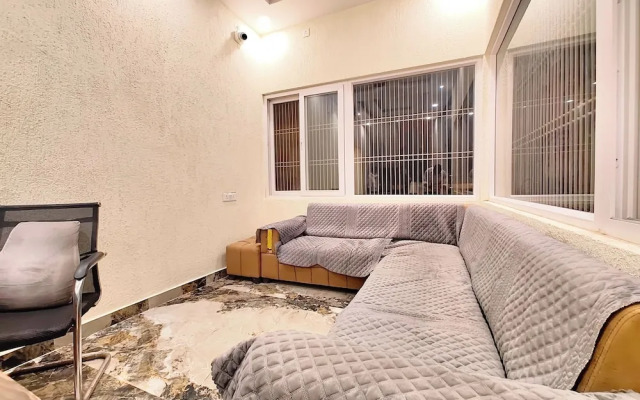 Hotel V Palace Ayodhya