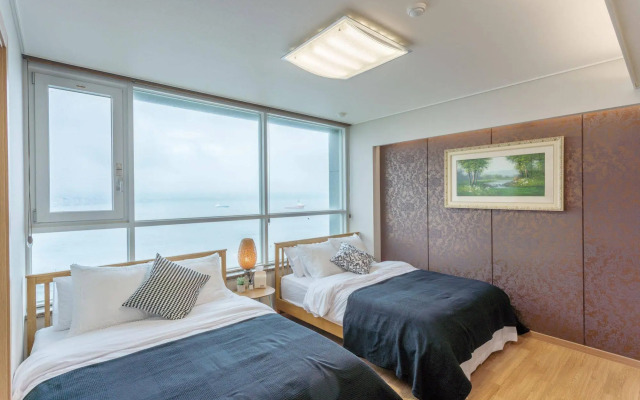 Mono House Busan Songdo Beach