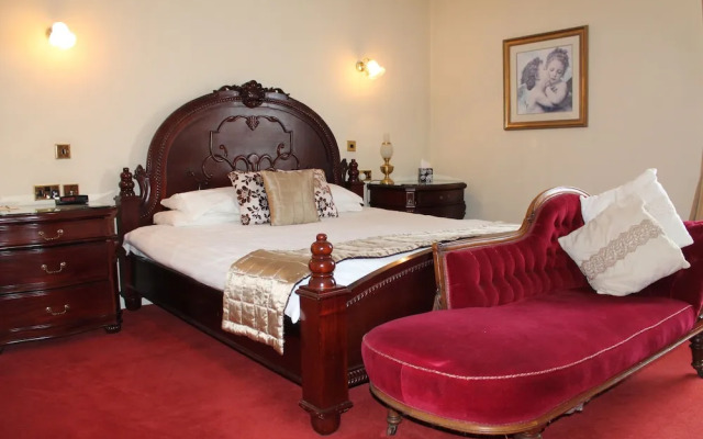 Longview Hotel