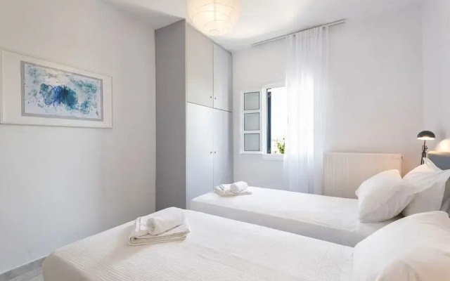 Menta II in Naousa With Free Parking Paros