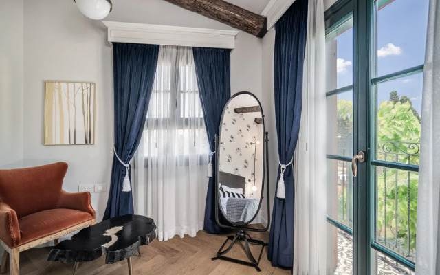 Zamarin Hotel