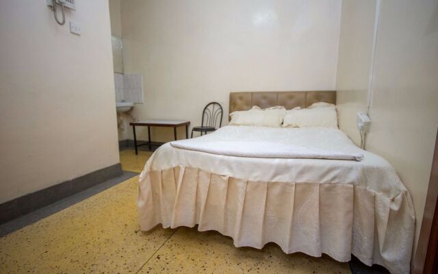 Seldom Hotel