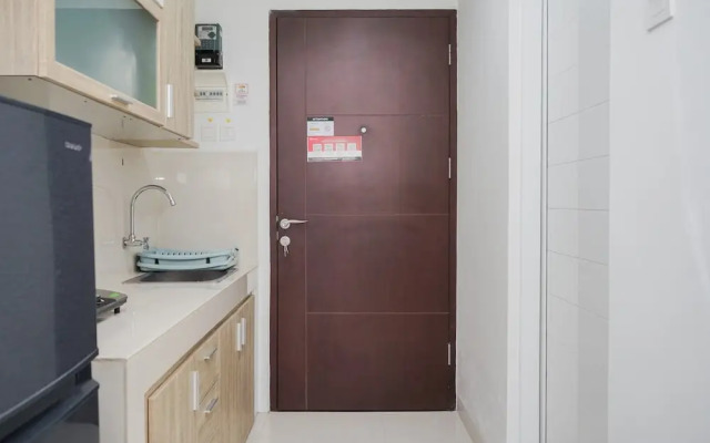 Homey Studio Apartment Springwood Residence