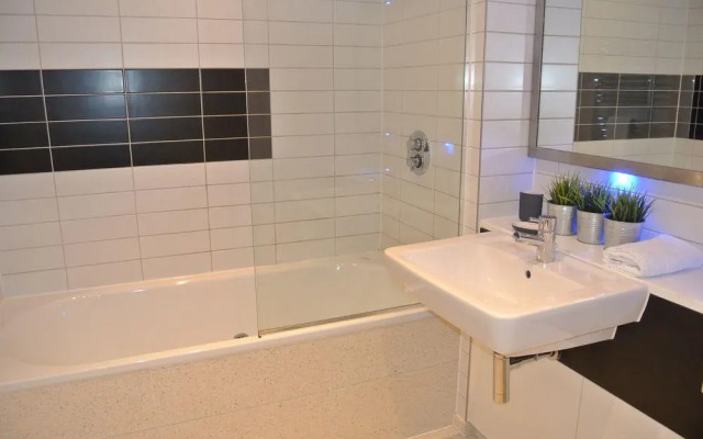 Approved Serviced Apartments Skyline