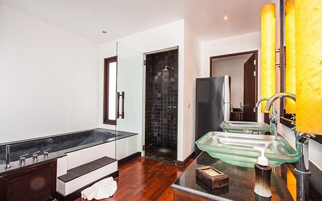 Nirano Villa 14 1 Bed