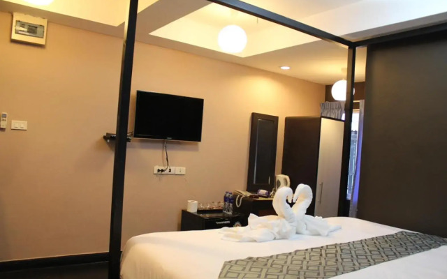S30 Sukhumvit Hotel