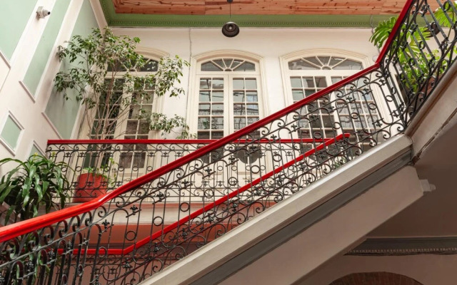 R10 Hostal - Hostel
