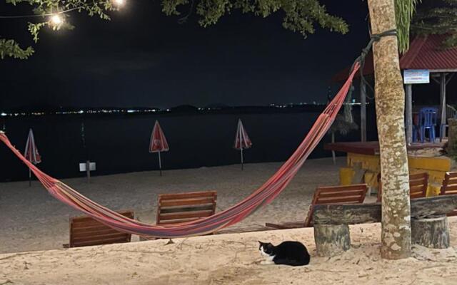 Kapas Coral Beach Resort