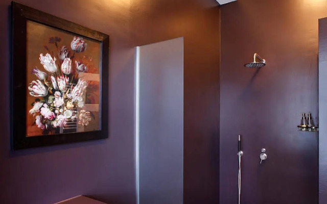 Blue Tulip Amsterdam