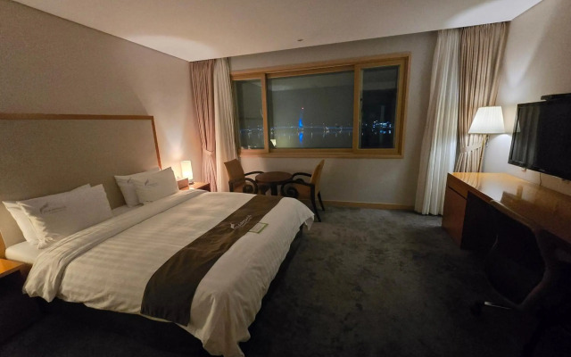 Narsha Hotel