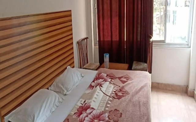 Hotel Bharmour View