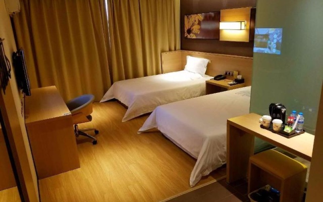 IU Hotels·Kunming Xishan Wanda Plaza Railway Station – Guest Rooms – Kunming