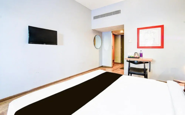 Deluxe Super Townhouse Lakdikapul