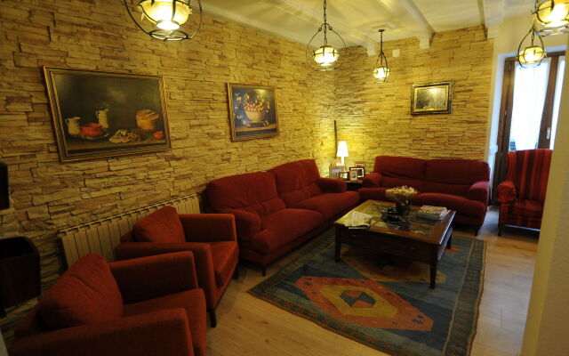 Hostal Lola