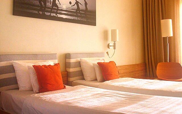 Hotel Velence Resort & Spa