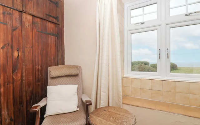 Parc An Castle Cottage