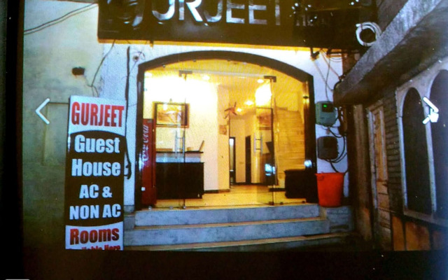 Gurjeet Guest House