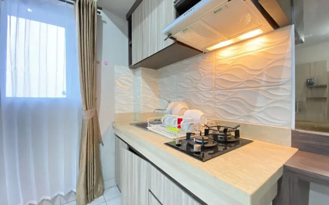Spacious And Homey 2Br Apartment At Newton Residence
