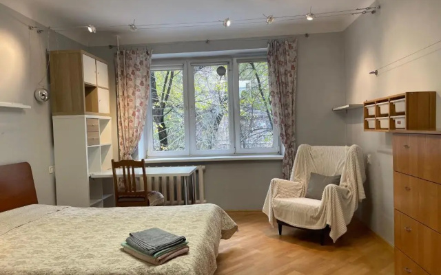 Lovely 3 bedroom apartment with free parking