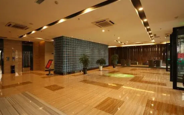 Jinjing Collection Hotel (Nanyang Zhongjing Road Hengfang Square)