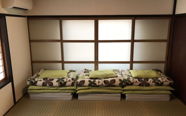Guesthouse DARUMA - Hostel